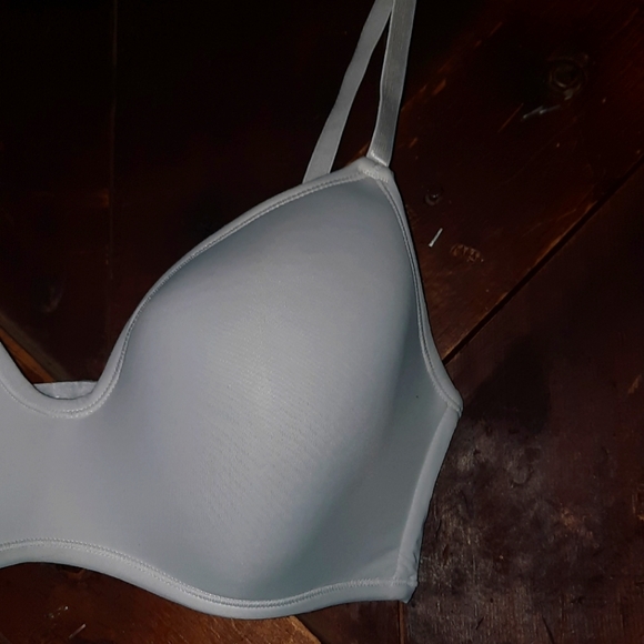 🌟3/50 (Bundle) Sport's Style Bra (No Wire)Bundle Set - Picture 10 of 13